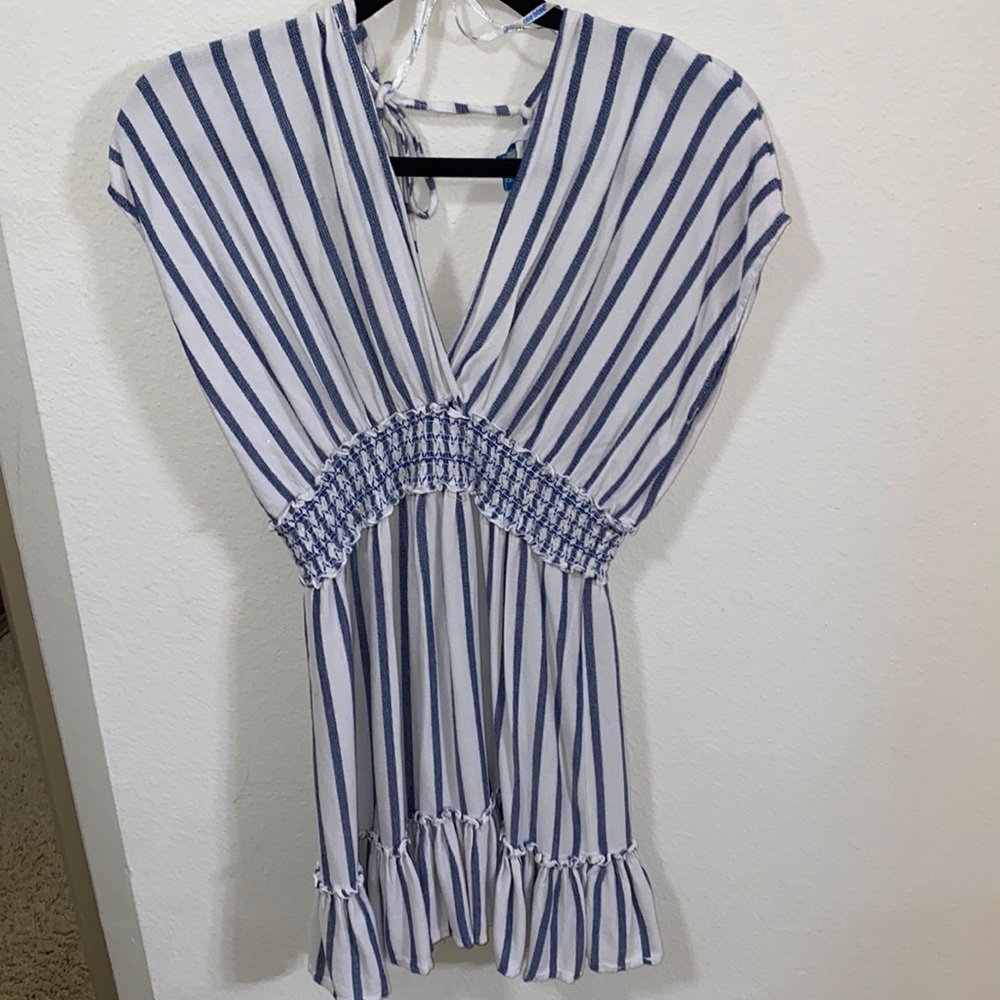 Beach dress / coverup